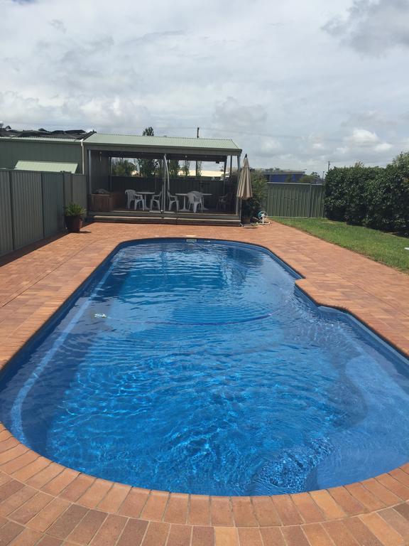 Aussie Cabins Otel Dubbo Dış mekan fotoğraf